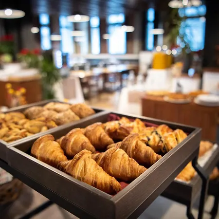 فندق Boite بوركا دي كادوري