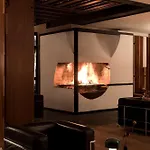 Boite 4* بوركا دي كادوري